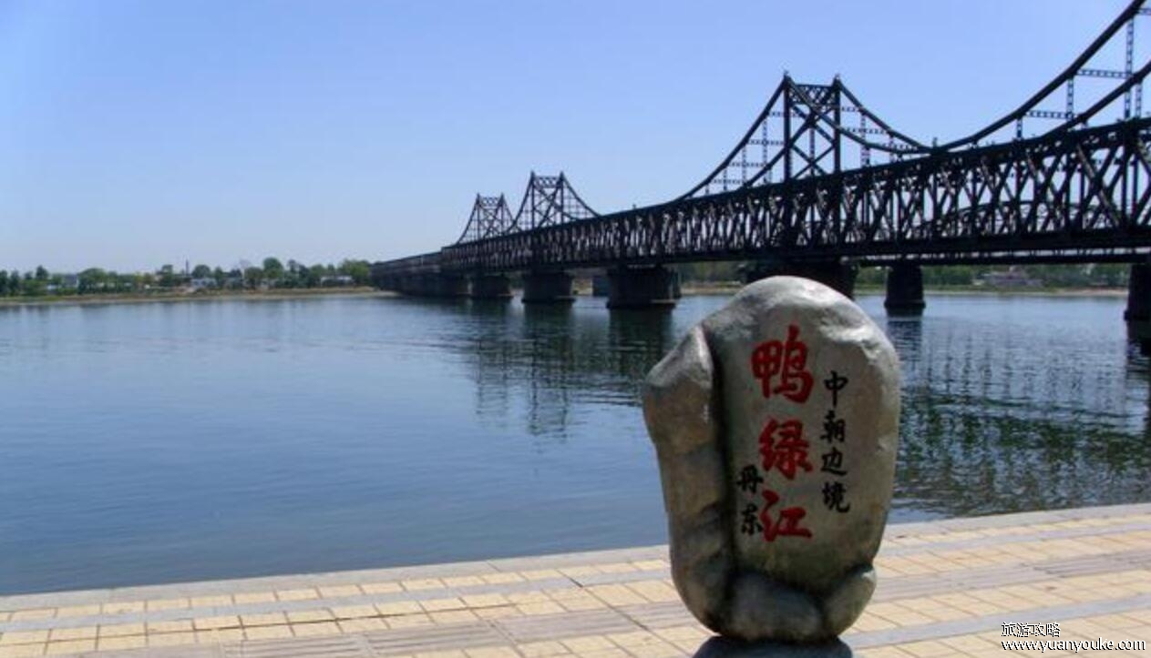 丹东在哪里是哪个省哪个市，辽宁的一个地级市(和朝鲜接壤)