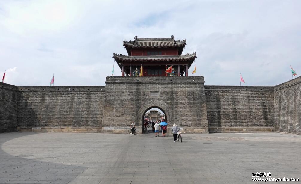 葫芦岛旅游景点有哪些地方，4个必去景点推荐(海滨公园服务最好)