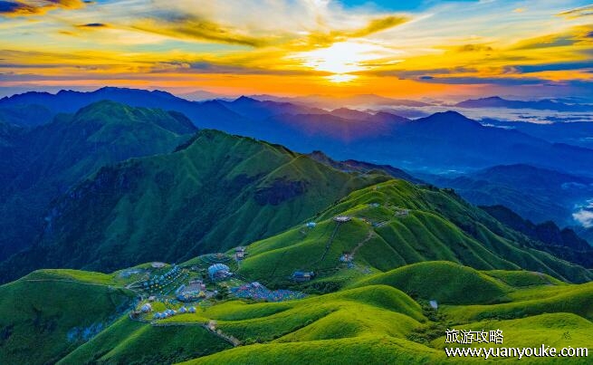武功山在哪里哪个省，江西省萍乡市(非常适合登山探险和拍照)