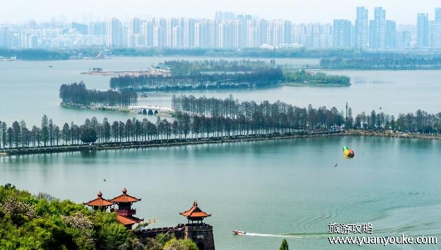 武汉周边旅游景点有哪些，4个必去景点介绍(长江大桥最宏伟)