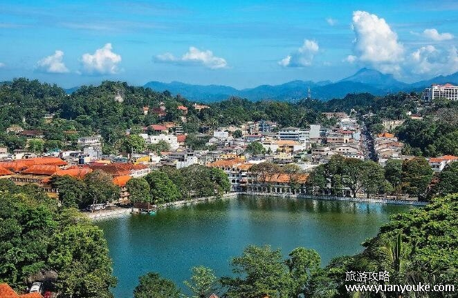 斯里兰卡是哪个国家，印度洋上的岛国(和马尔代夫离的很近)