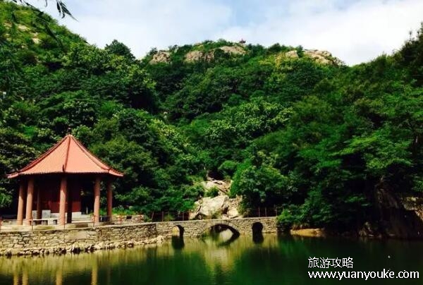 连云港旅游攻略必玩的景点，4大景点必看(花果山就在连云港)