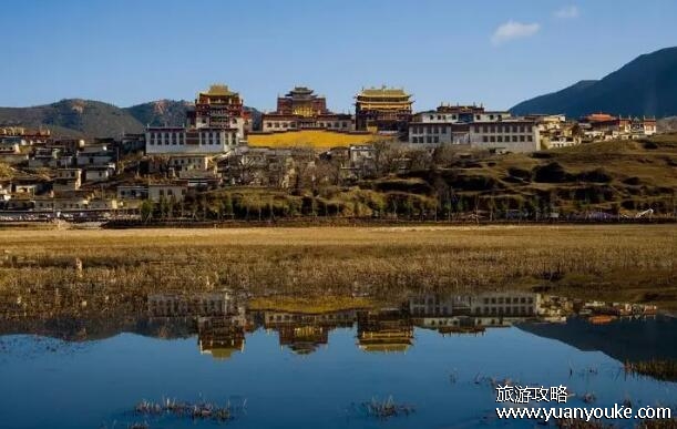 八月份适合去哪里旅游，4个地方最推荐游玩(气候宜人风景美丽)