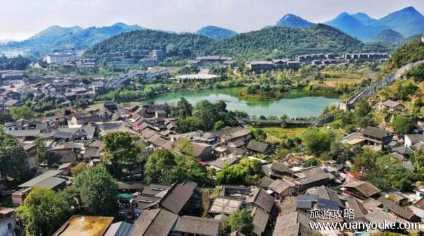 贵阳旅游攻略必玩的景点，有4大景点必去(花溪公园一定要去)