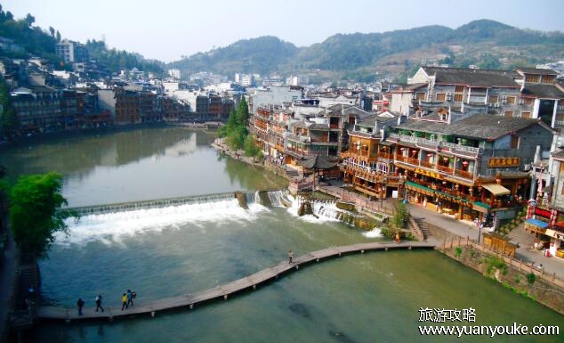 凤凰古城好玩吗，位于湖南的历史文化名城(远离喧嚣的美丽古城)