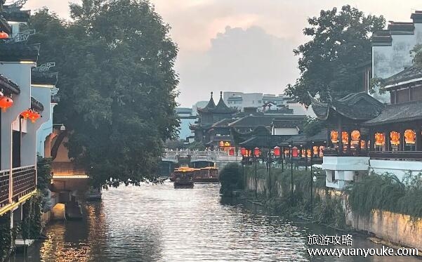 七月底去南京好玩吗，南京全年都适合游玩(风景美丽美食好吃)