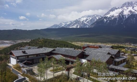 去玉龙雪山住宿哪里方便，3个地点可以选择(价格不同体验不同)