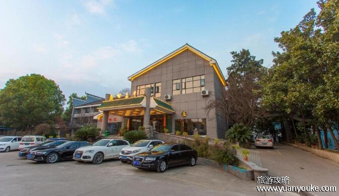 张家界住宿哪里方便，3个地点推荐大家居住(价格合理交通便利)