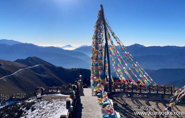 雅安达瓦更扎好玩吗，不仅风景美而且民俗文化也有独特的美丽