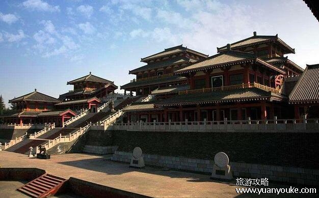 阿房宫遗址在哪里，在陕西省西安市(著名历史建筑物遗址)