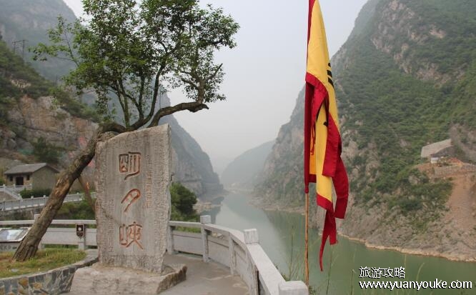 明月峡好玩吗值得去吗，非常值得一玩(自然景观美不胜收)