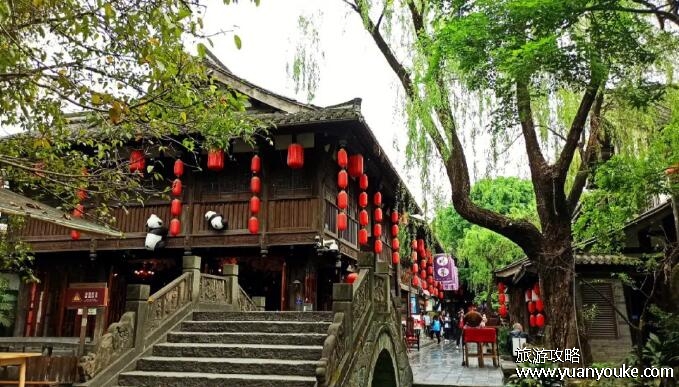 锦里古街要门票吗，不需要(老成都风味非常浓的一个景点)
