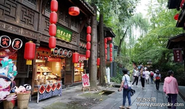 锦里古街要门票吗，不需要(老成都风味非常浓的一个景点)