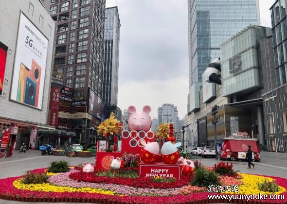 春熙路在成都哪个区，在成都市锦江区(成都最繁华的商业街之一)