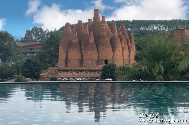 弥勒市属于云南哪个市，在红河哈尼族彝族自治州(云南东南部)