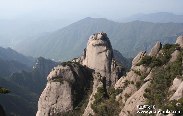 莲花峰为什么要封山6年，保护自然生态环境(周围山峰都实行轮休)