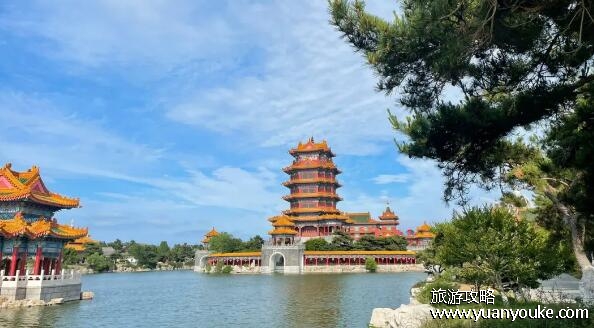 蓬莱仙岛在哪里，在山东烟台市蓬莱市的海域上(传说中的岛屿)