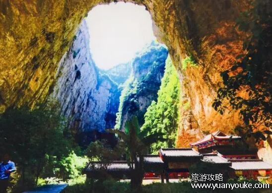 织金洞大峡谷有必要去吗，景色壮观值得一去(独特的天然洞穴)