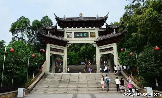 翠屏山好玩吗值得去吗，非常壮观的山岳风景区(刺激有趣的景点)