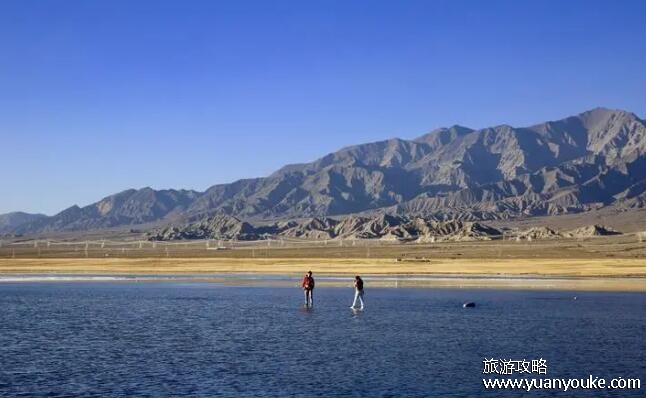 格尔木海拔多少米，2880米(位于昆仑山和祁连山之间)