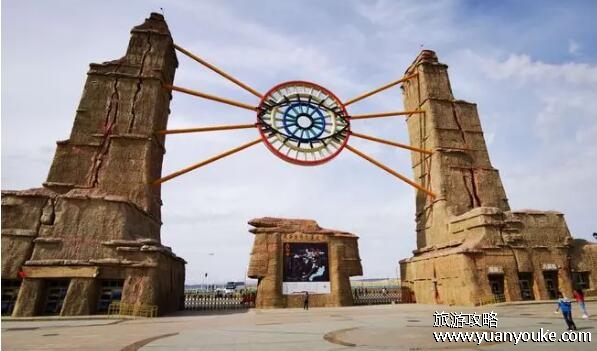 去克拉玛依旅游好玩吗，非常适合旅游的地方(有独特的石油景观)