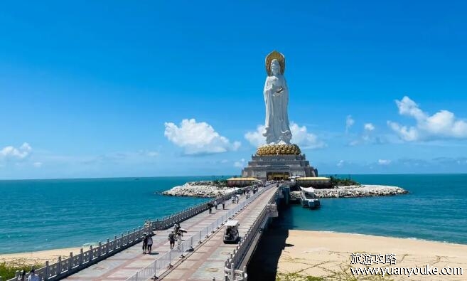 三亚属于哪个省，是海南省的一个城市(旅游业很发达的旅游胜地)