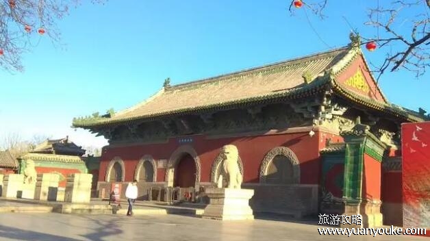 隆兴寺开放时间介绍，早上8点30到晚上17点30(关门时间较早)