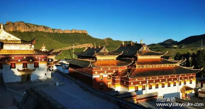 郎木寺海拔多少米高，3600米(藏传佛教格鲁派六大寺院之一)