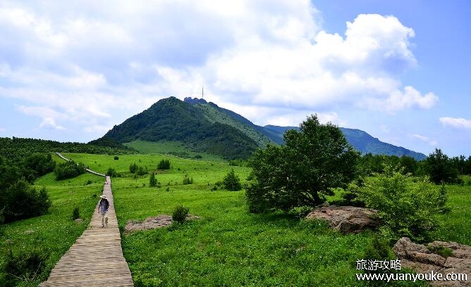 白草畔自然风景区在哪里，河北省涞水县(风景奇特的自然风景区)