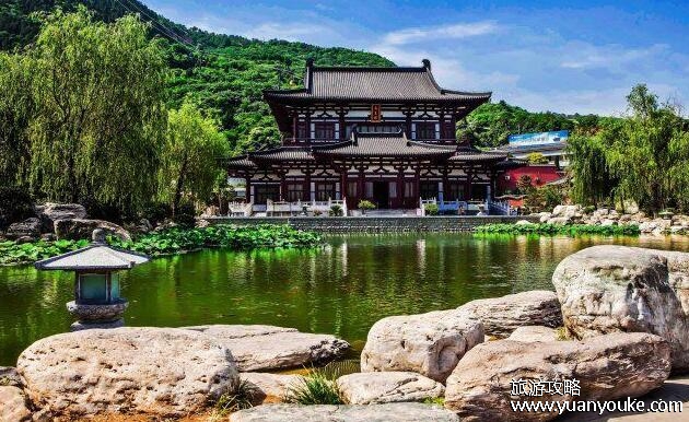 华清池在哪，具体位置在陕西省西安市临潼区(历史悠久的园林)