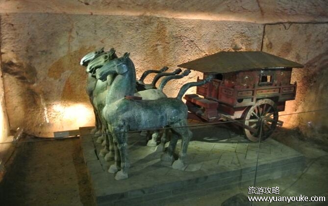 龟山汉墓是谁的墓，是西汉时期楚王刘注的墓(在江苏徐州)