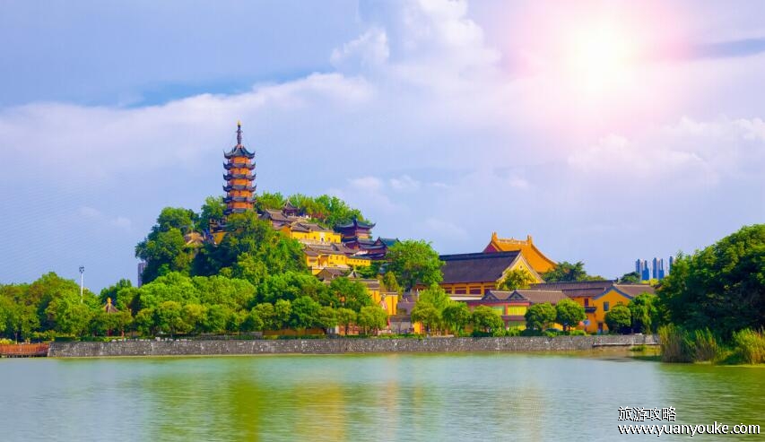 金山寺在哪里，在苏省镇江市润州区(金山之巅景色令人流连忘返)
