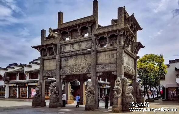 徽州古城要门票吗，需要买票(但儿童和老年人可以免费入园)