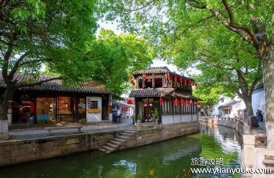 同里古镇几点不收门票，上午7点半之前和下午5点之后免费进入