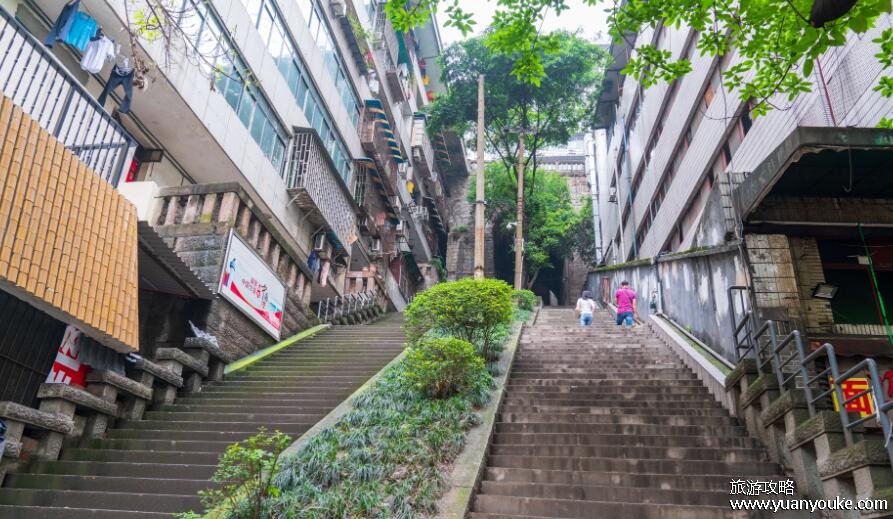 山城是哪个城市的别称，是重庆的别称(因为山峦起伏得名山城)