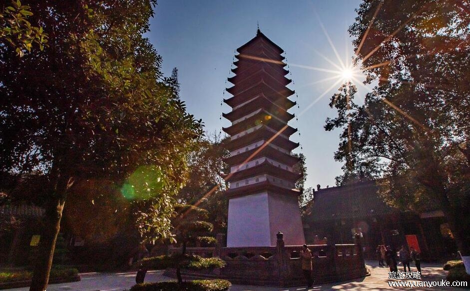 新都宝光寺门票多少钱，5块钱一张(门票买了只能当天使用)