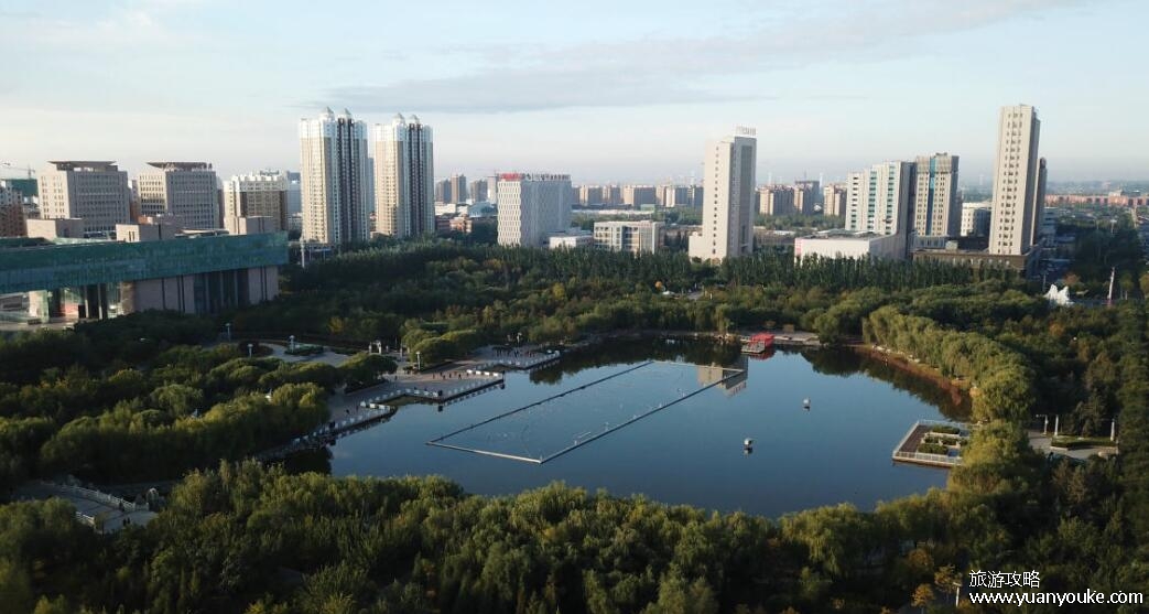 巴彦淖尔是哪个省的城市，内蒙古的城市(既有草原也有沙漠)