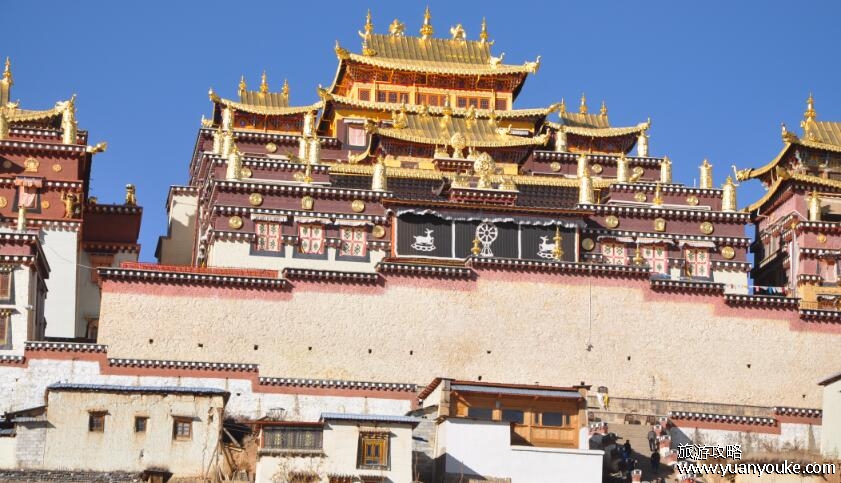 松赞林寺海拔多少米高，3300多米(藏传佛教的著名寺庙)