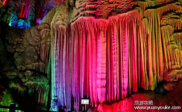 银子岩在桂林还是阳朔，在桂林(溶洞景观非常独特的一个景区)