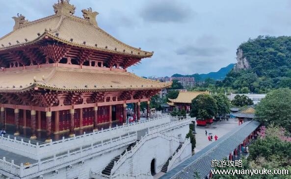 柳州文庙供奉的是谁，其实是孔子(也被称为柳州孔庙)