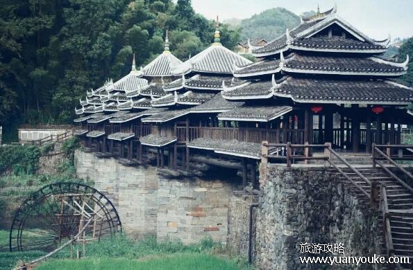 程阳八寨景区在哪里，在广西柳州(这里的风雨桥独具特色)
