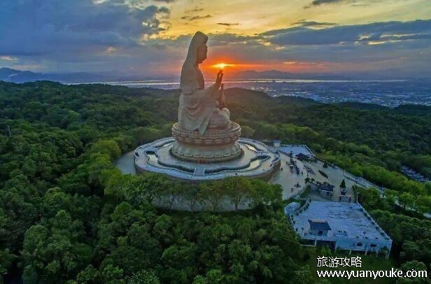 西樵山风景名胜区门票多少钱，正常票55元(有许多优惠政策)