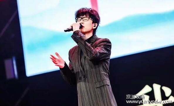 许嵩演唱会2023地点时间，一共4场演唱会(也能去音乐节看许嵩)