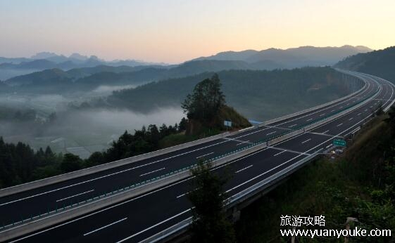 2023中秋节高速公路免费吗?会免费(和国庆节一起免费8天)