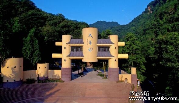 天台山是哪个省的城市景点，在浙江省台州市(天台宗的发源地)