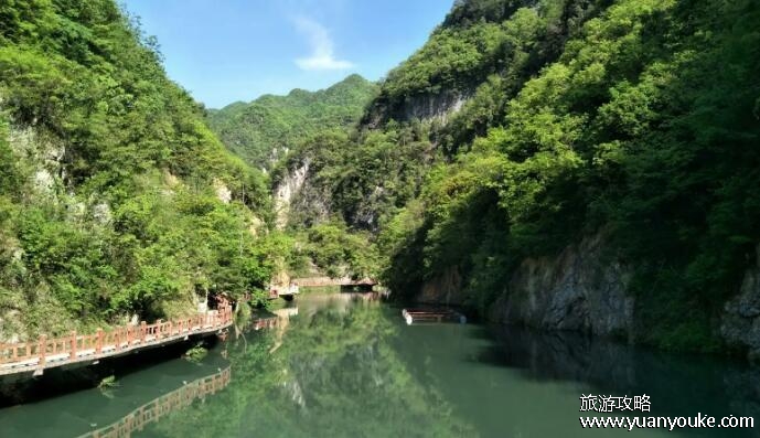 尧治河景区在哪里，在湖北省襄阳市保康县(有独特的土家族文化)