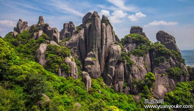 福建太姥山有多高海拔，高达917(壮观奇特的美丽山峰)