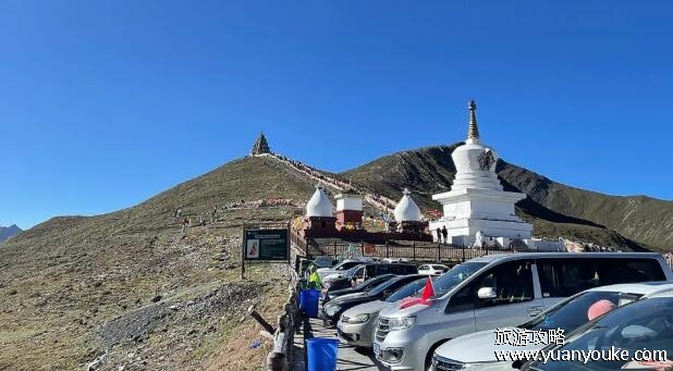 折多山在哪里，四川省甘孜藏族自治州康定市(风景独特)