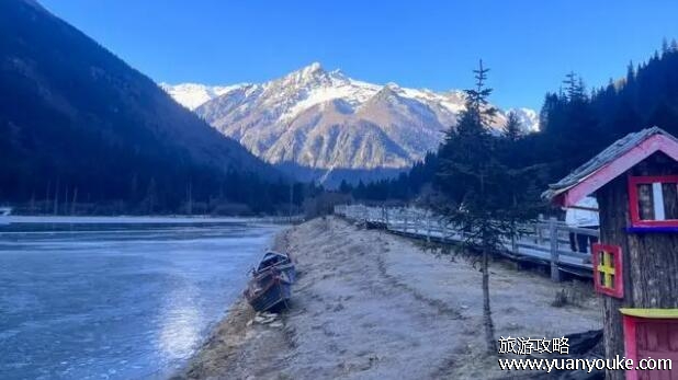 达古冰川海拔多少米，在3800米至4800米之间(景观非常独特)