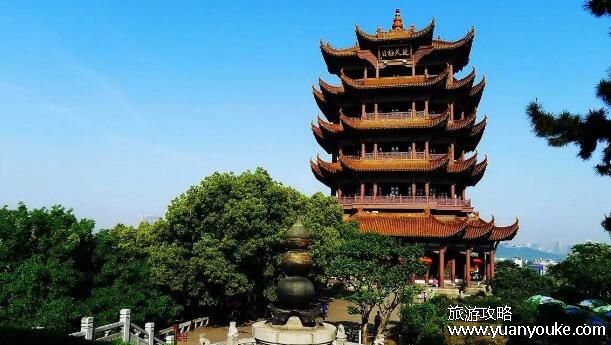 湖北是南方还是北方，地理位置上是南方(但一般被认为是中部)